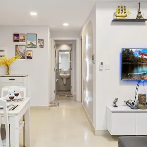  Apartment Cozy 2 Bedrooms In T1 Masteri Thao Dien, Fully Furnished With Full Amenities